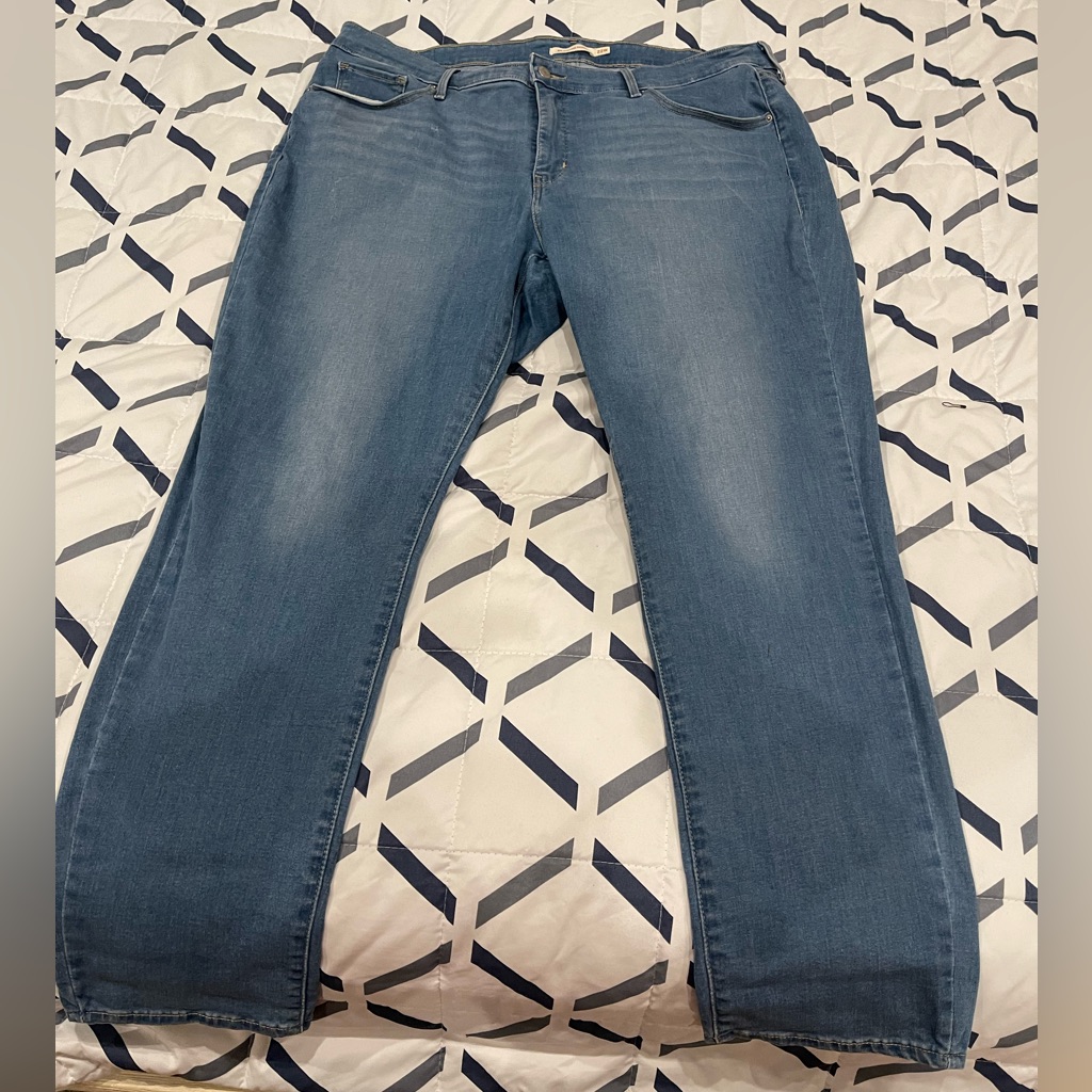 Levis 311 Jeans